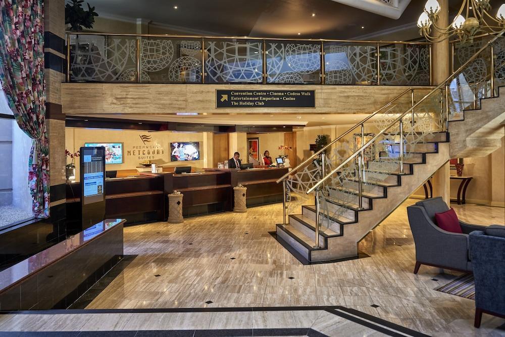 Peermont Metcourt Suites At Emperors Palace Kempton Park Eksteriør billede