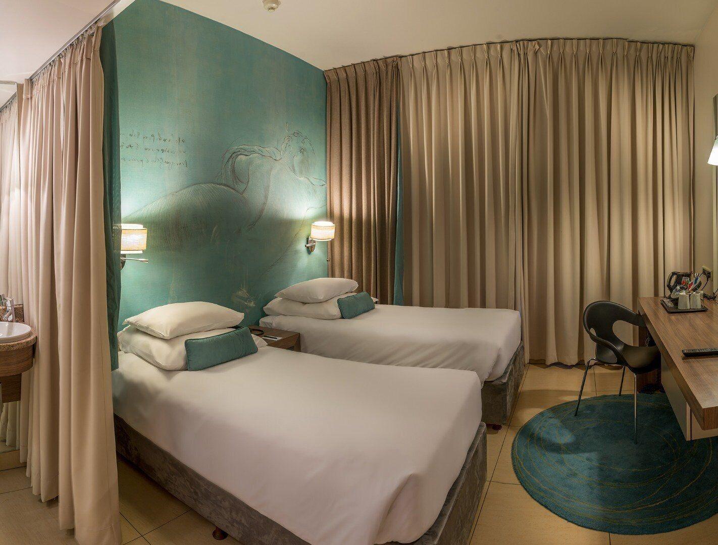 Peermont Metcourt Suites At Emperors Palace Kempton Park Eksteriør billede