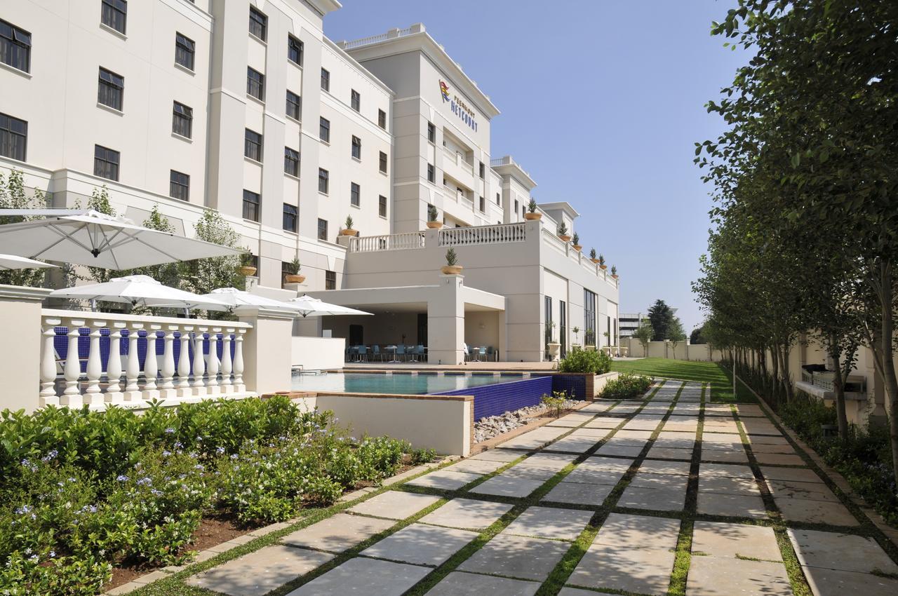 Peermont Metcourt Suites At Emperors Palace Kempton Park Eksteriør billede